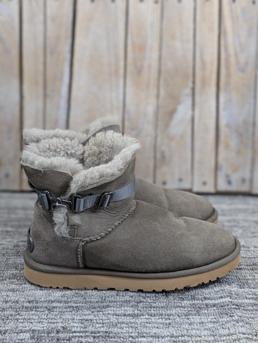UGG: Aurelyn Boot in "Primer" - Size 7